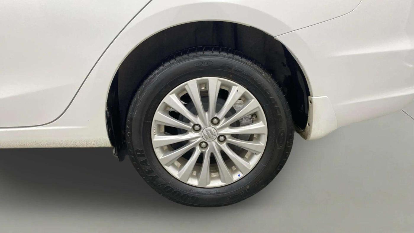 2022 Maruti Ciaz ZETA 1.5 SHVS MT PETROL, Petrol, Manual, 14,362 km, Left Rear Wheel