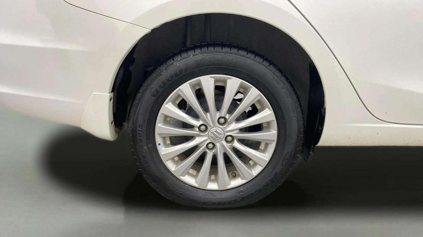 2022 Maruti Ciaz ZETA 1.5 SHVS MT PETROL, Petrol, Manual, 14,362 km, Right Rear Wheel