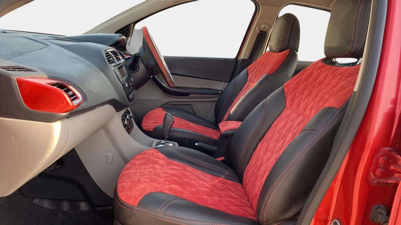 2019 Tata Tiago XZA PETROL, Petrol, Automatic, 62,020 km, Right Side Front Door Cabin