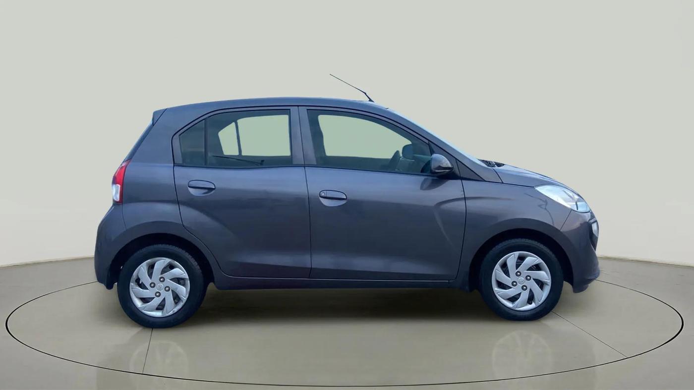 2020 Hyundai NEW SANTRO SPORTZ MT, Petrol, Manual, 22,419 km, Right Side View