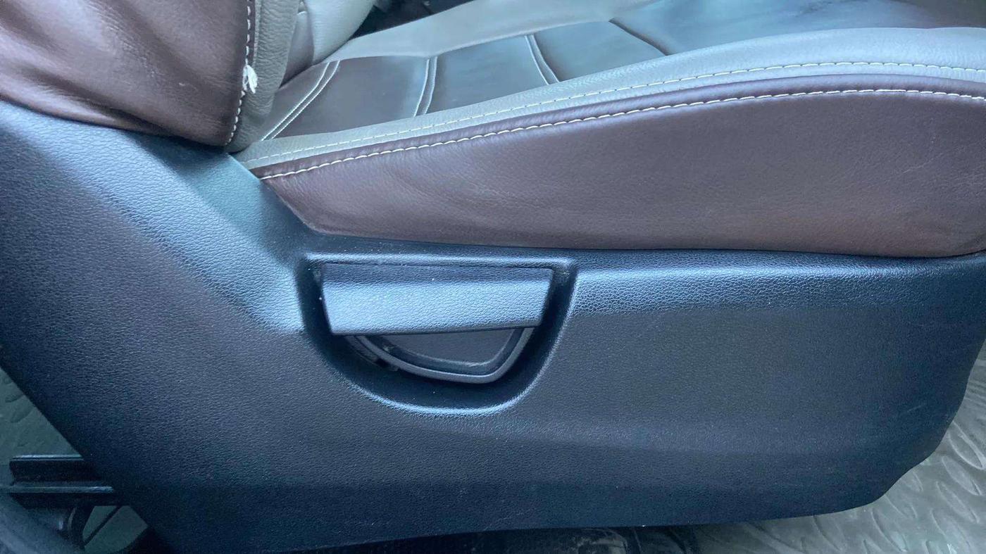 2020 Hyundai NEW SANTRO SPORTZ MT, Petrol, Manual, 22,419 km, Driver Side Adjustment Panel
