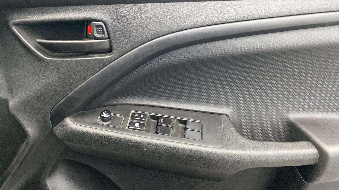 2022 Maruti BREZZA LXI SMART HYBRID, Petrol, Manual, 35,861 km, Driver Side Door Panels Control