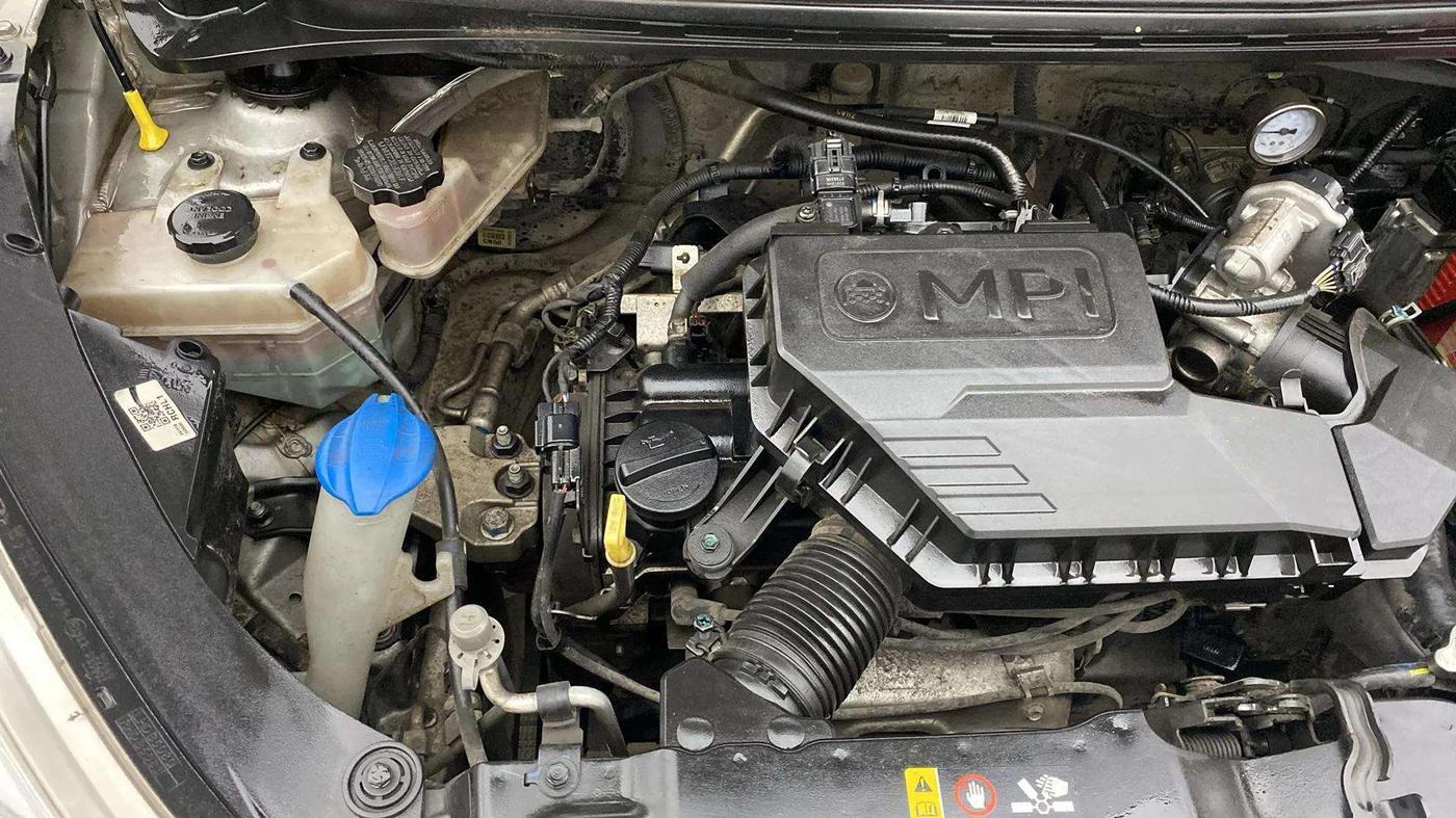2019 Hyundai NEW SANTRO SPORTZ CNG, CNG, Manual, 86,563 km, Engine View - Right