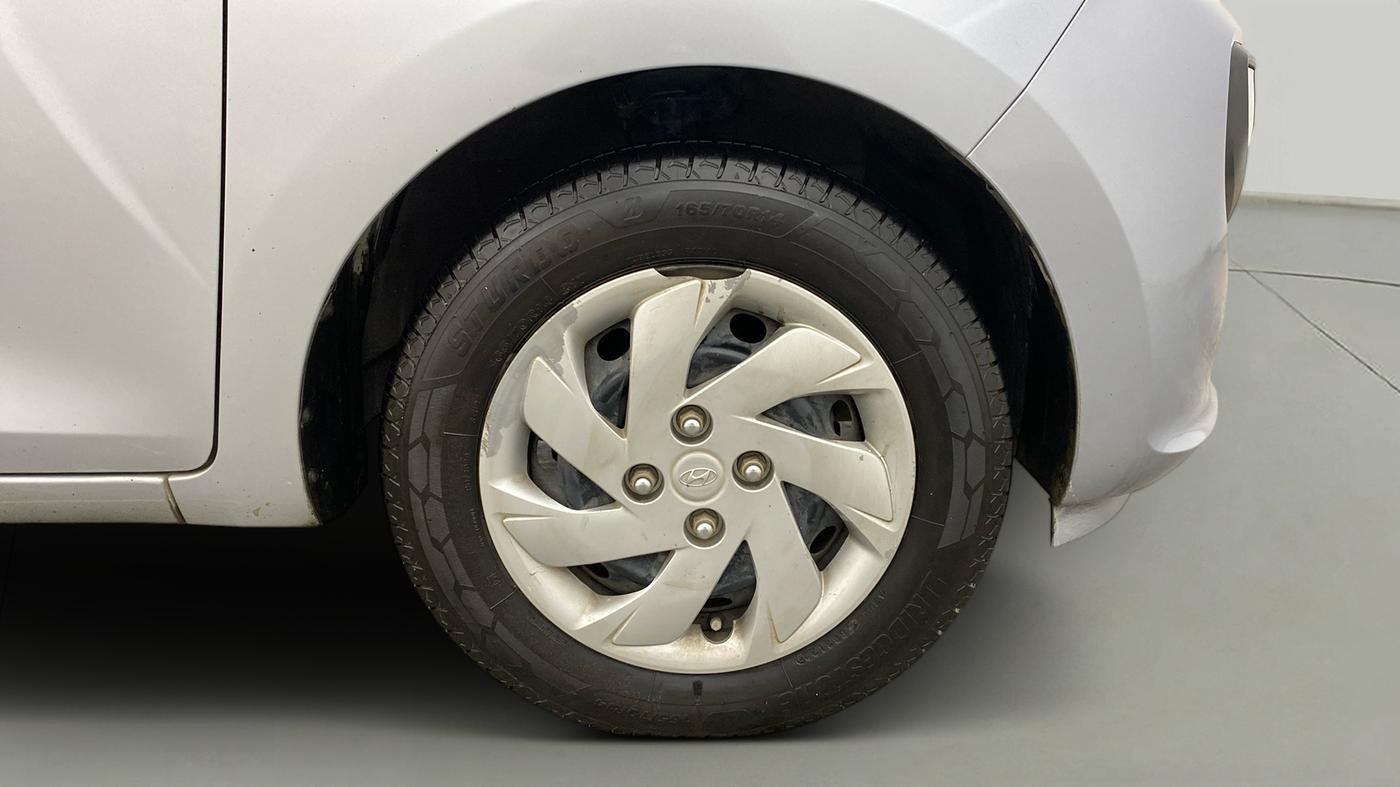 2019 Hyundai NEW SANTRO SPORTZ CNG, CNG, Manual, 86,563 km, Right Front Wheel