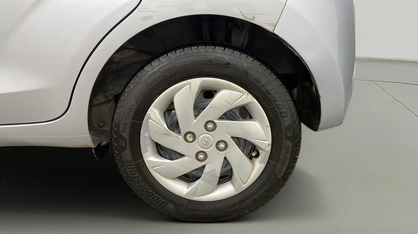 2019 Hyundai NEW SANTRO SPORTZ CNG, CNG, Manual, 86,563 km, Left Rear Wheel