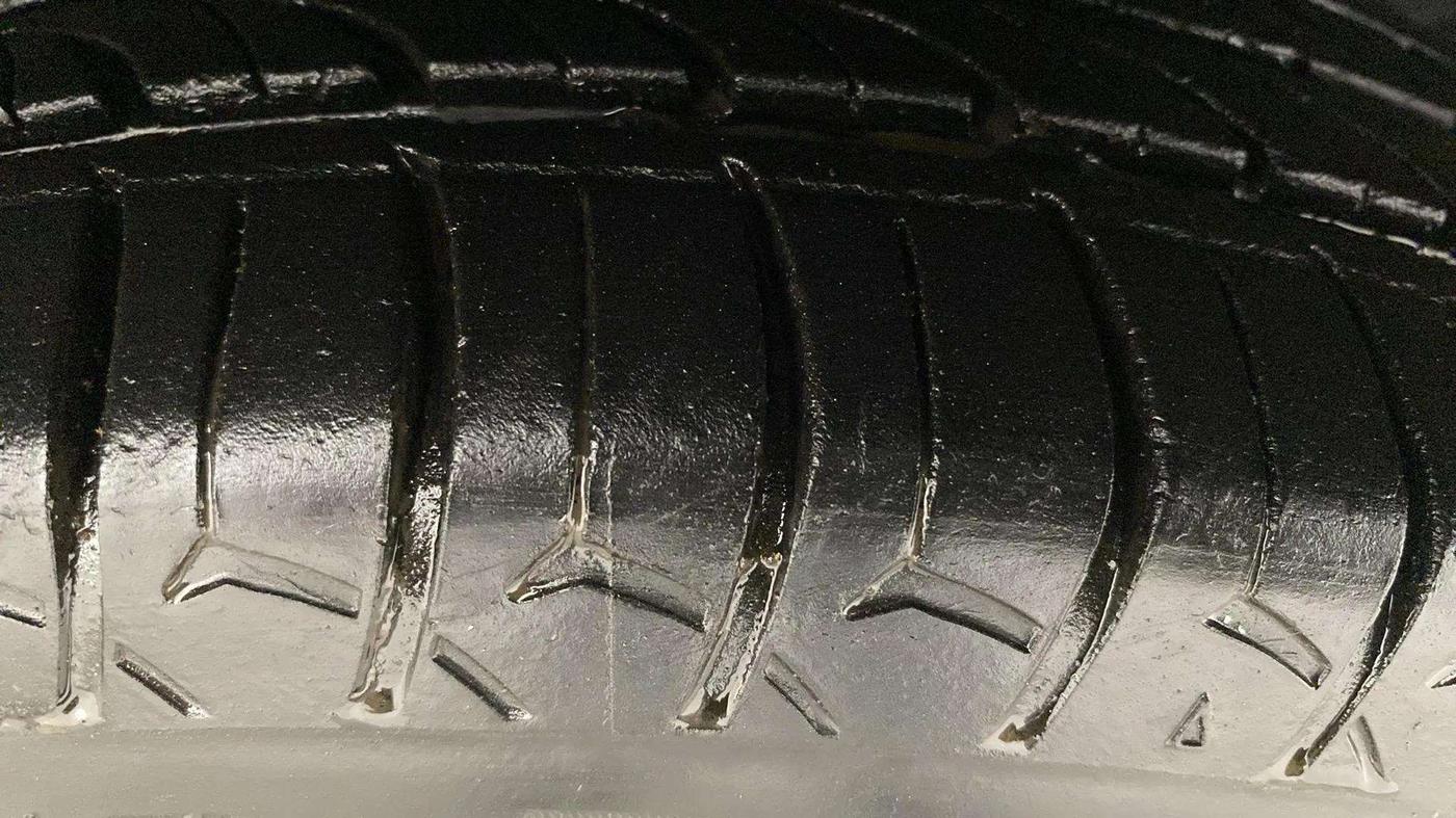2019 Hyundai NEW SANTRO SPORTZ CNG, CNG, Manual, 86,563 km, Left Rear Tyre Tread
