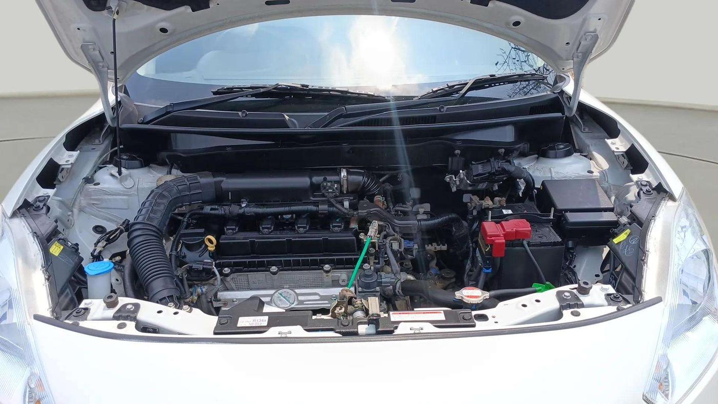 2021 Maruti Swift VXI, Petrol, Manual, 45,967 km, Engine View