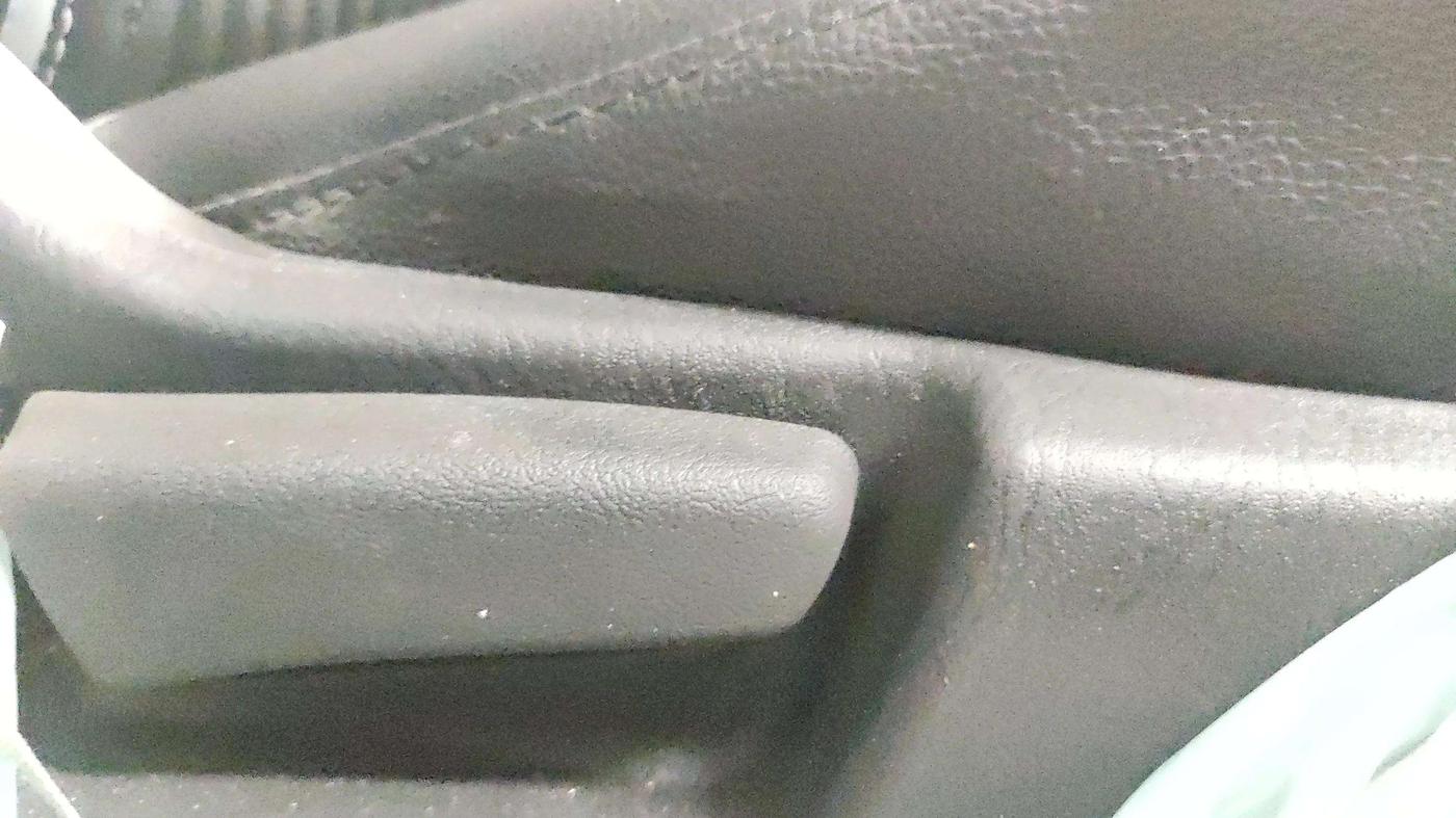 2023 Maruti Alto VXI, Petrol, Manual, 6,082 km, Driver Side Adjustment Panel