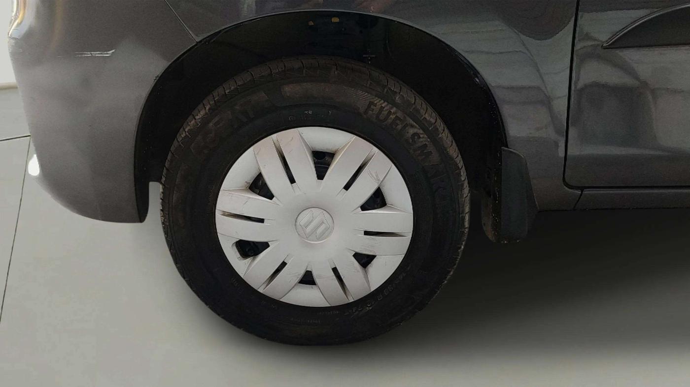2023 Maruti Alto VXI, Petrol, Manual, 6,082 km, Left Front Wheel