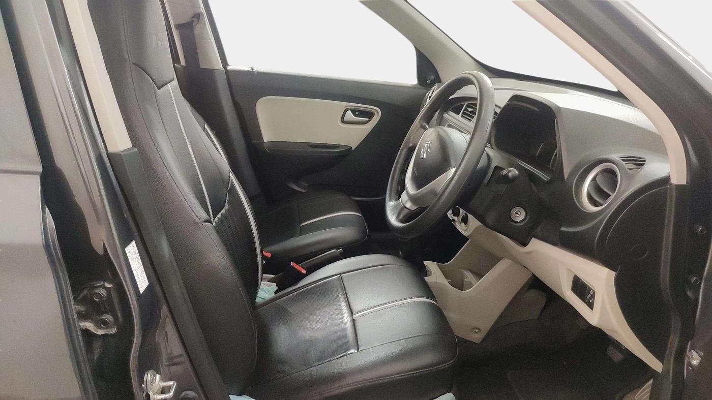 2023 Maruti Alto VXI, Petrol, Manual, 6,082 km, Right Side Front Door Cabin