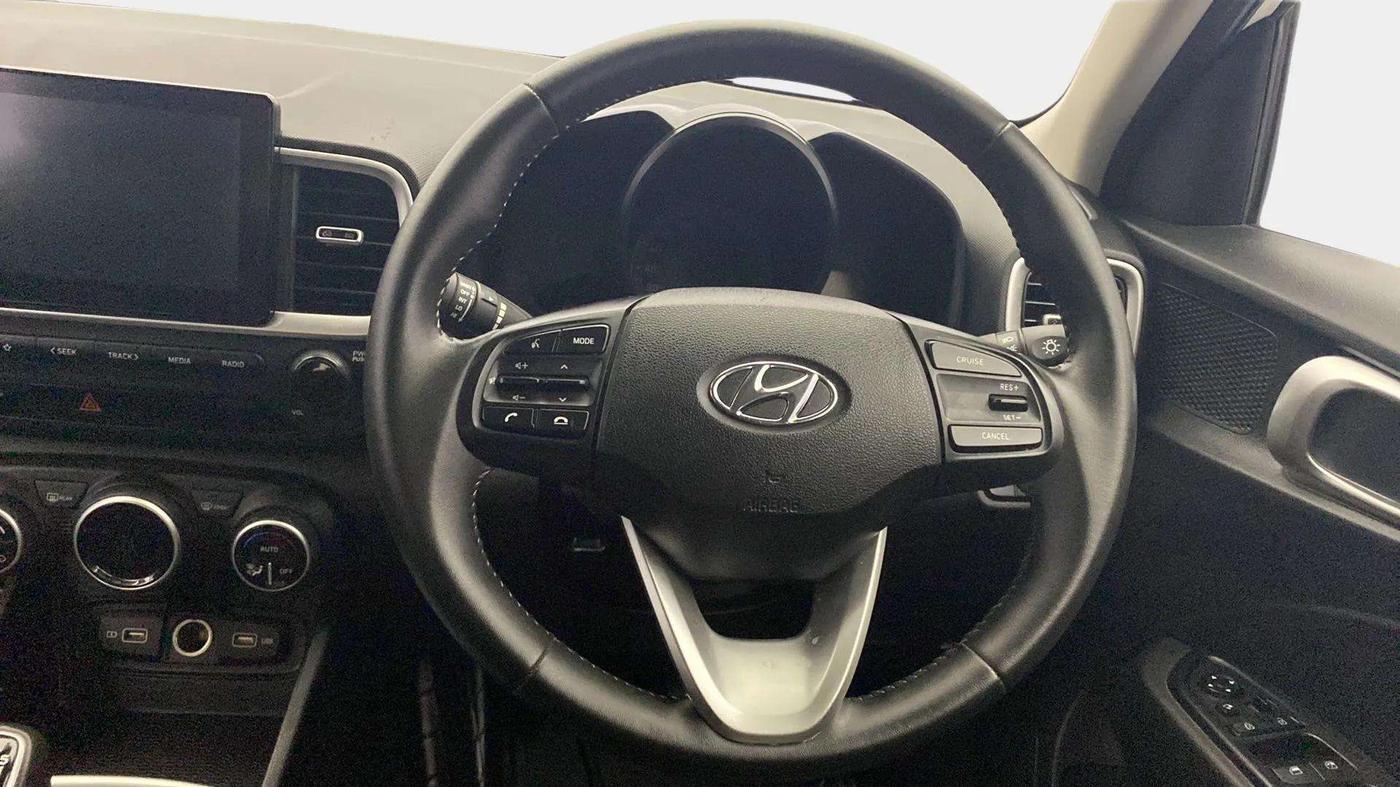 2022 Hyundai VENUE SX 1.5 CRDI, Diesel, Manual, 30,689 km, Steering Wheel Close Up