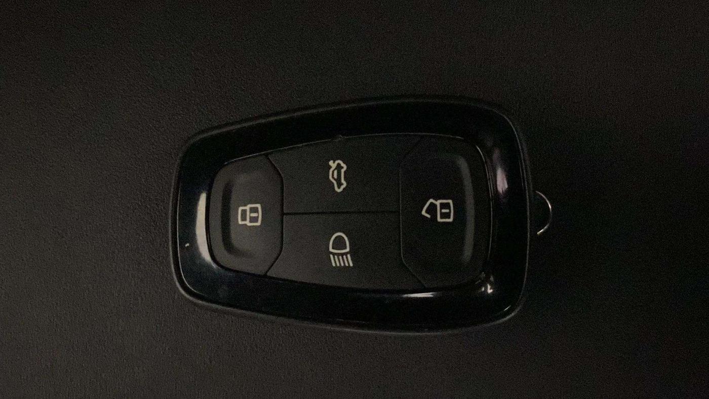 2023 Tata NEXON XZ PLUS PETROL DARK EDITION, Petrol, Manual, 22,981 km, Key Close Up