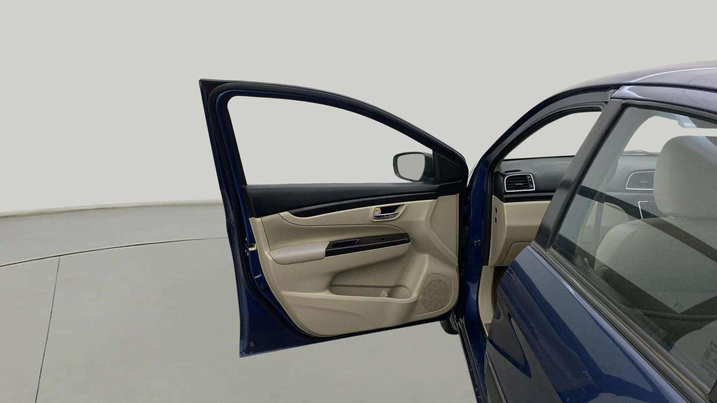 2017 Maruti Ciaz ZETA 1.4  MT PETROL, Petrol, Manual, 77,436 km, LHS Front Door