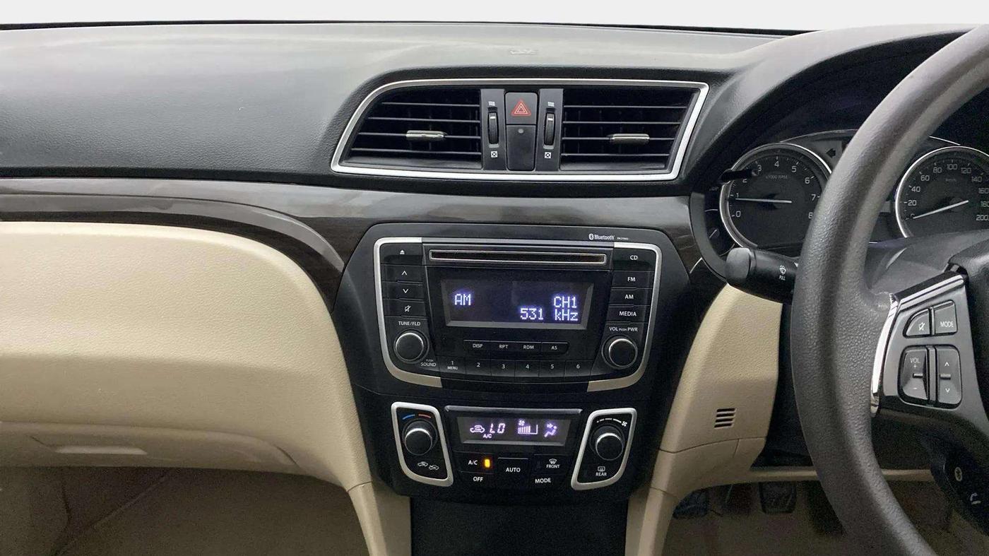 2017 Maruti Ciaz ZETA 1.4  MT PETROL, Petrol, Manual, 77,436 km, Air Conditioner
