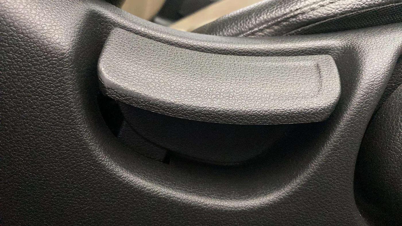 2018 Hyundai Verna 1.6 VTVT SX (O) AT, Petrol, Automatic, 79,877 km, Driver Side Adjustment Panel