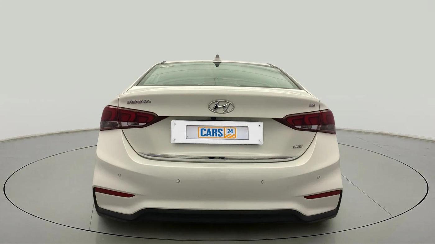 2018 Hyundai Verna 1.6 VTVT SX (O) AT, Petrol, Automatic, 79,877 km, Back/Rear