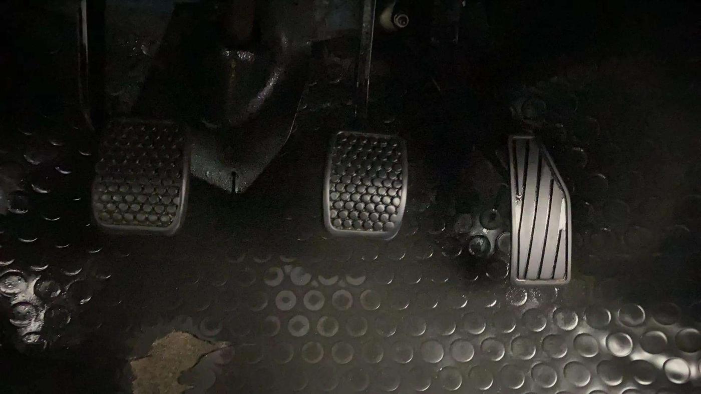 2018 Maruti Alto 800 VXI, Petrol, Manual, 31,778 km, Pedals