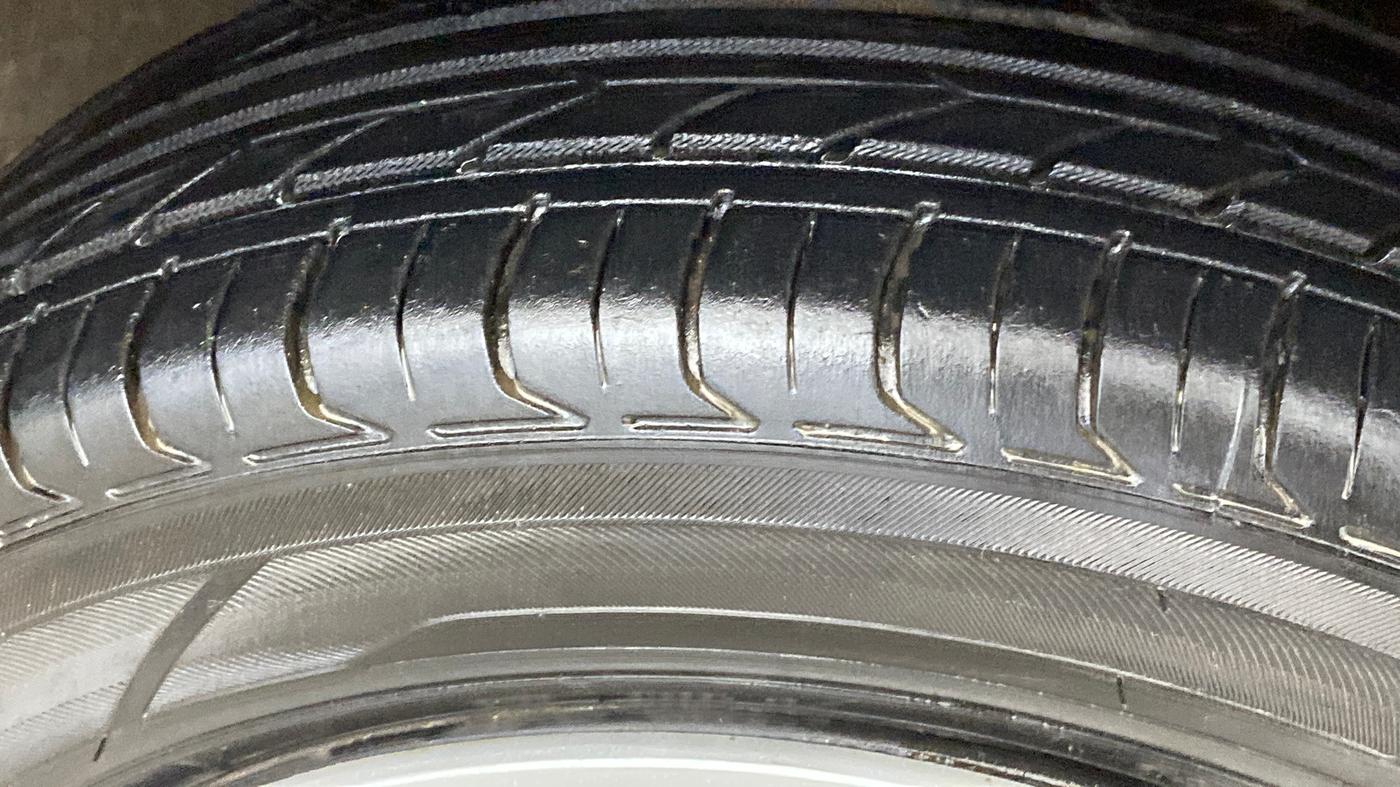 2019 Tata Harrier XZ 2.0L, Diesel, Manual, 25,723 km, Left Rear Tyre Tread