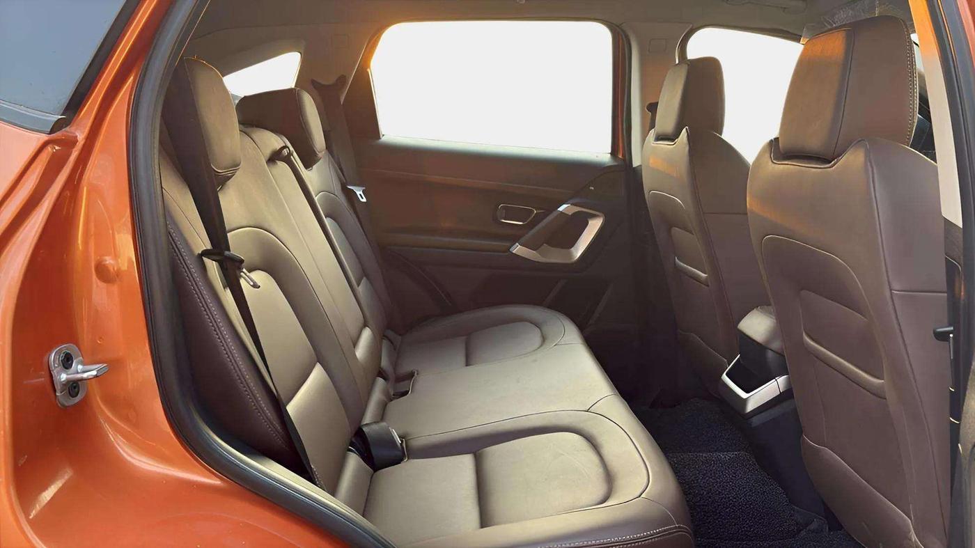 2019 Tata Harrier XZ 2.0L, Diesel, Manual, 25,723 km, Right Side Rear Door Cabin