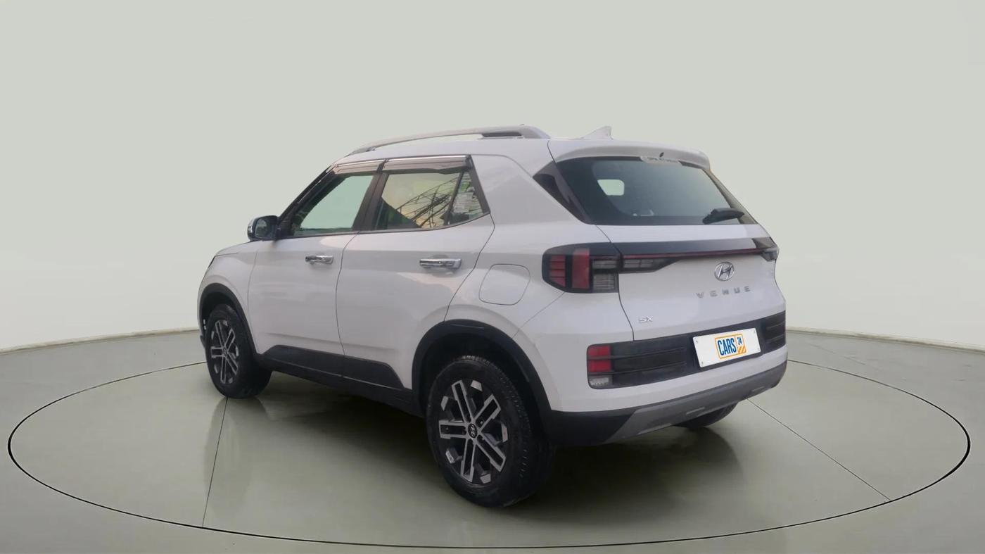 2024 Hyundai VENUE SX 1.5 CRDI, Diesel, Manual, 17,314 km, Left Back Diagonal