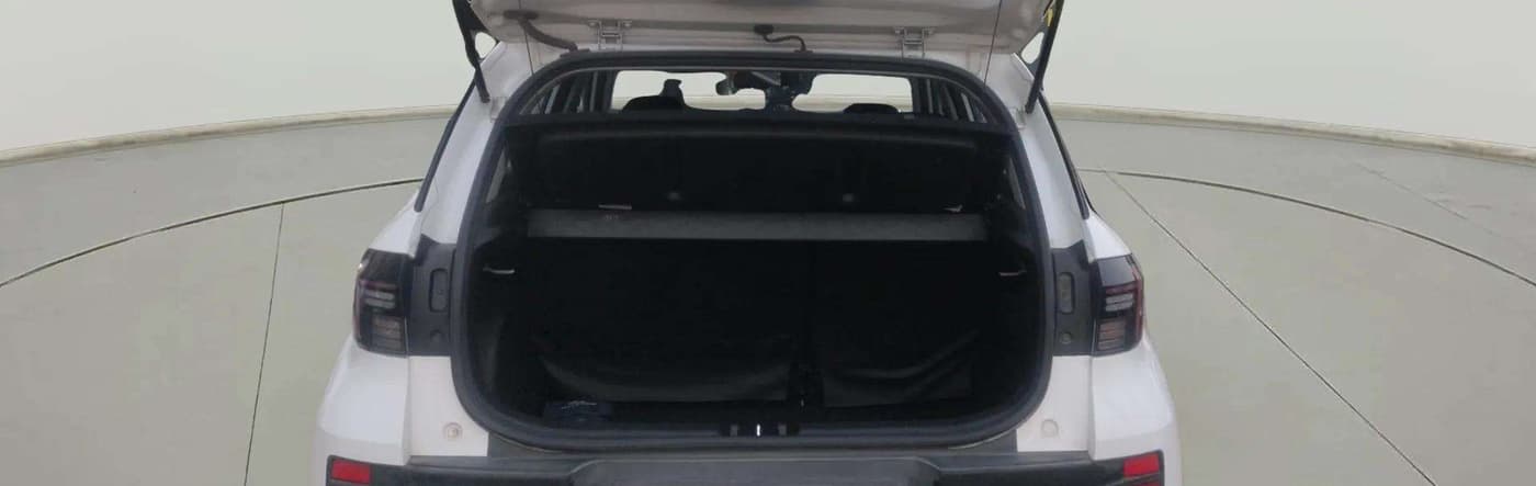2024 Hyundai VENUE SX 1.5 CRDI, Diesel, Manual, 17,314 km, Boot Door Open