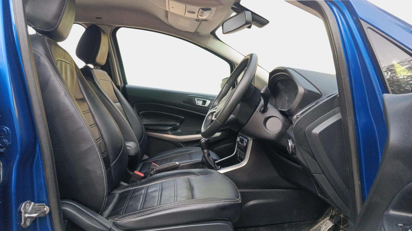 2018 Ford Ecosport TITANIUM + 1.5L DIESEL, Diesel, Manual, 46,939 km, Right Side Front Door Cabin