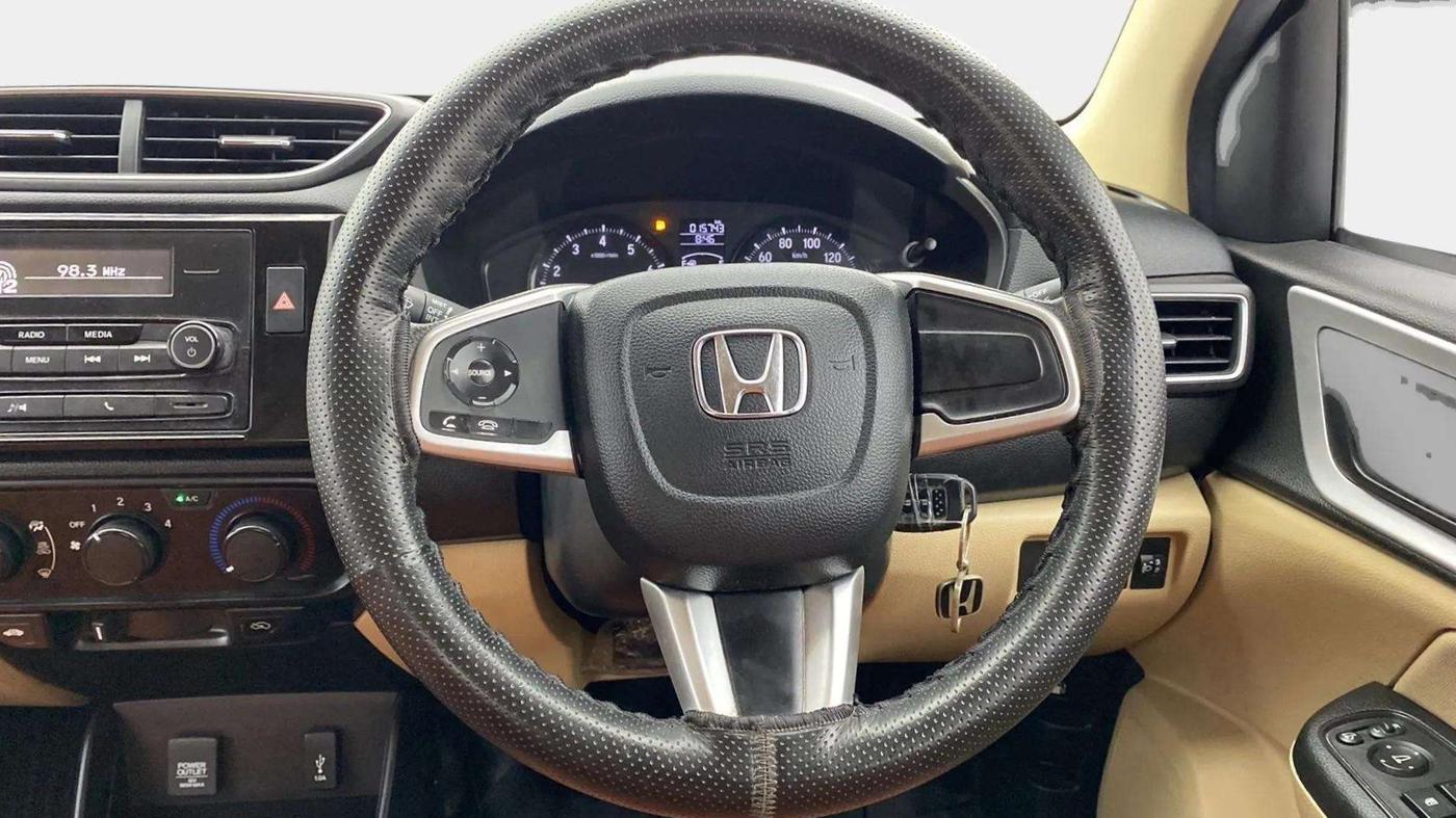 2022 Honda Amaze 1.2L I-VTEC S, Petrol, Manual, 15,832 km, Steering Wheel Close Up