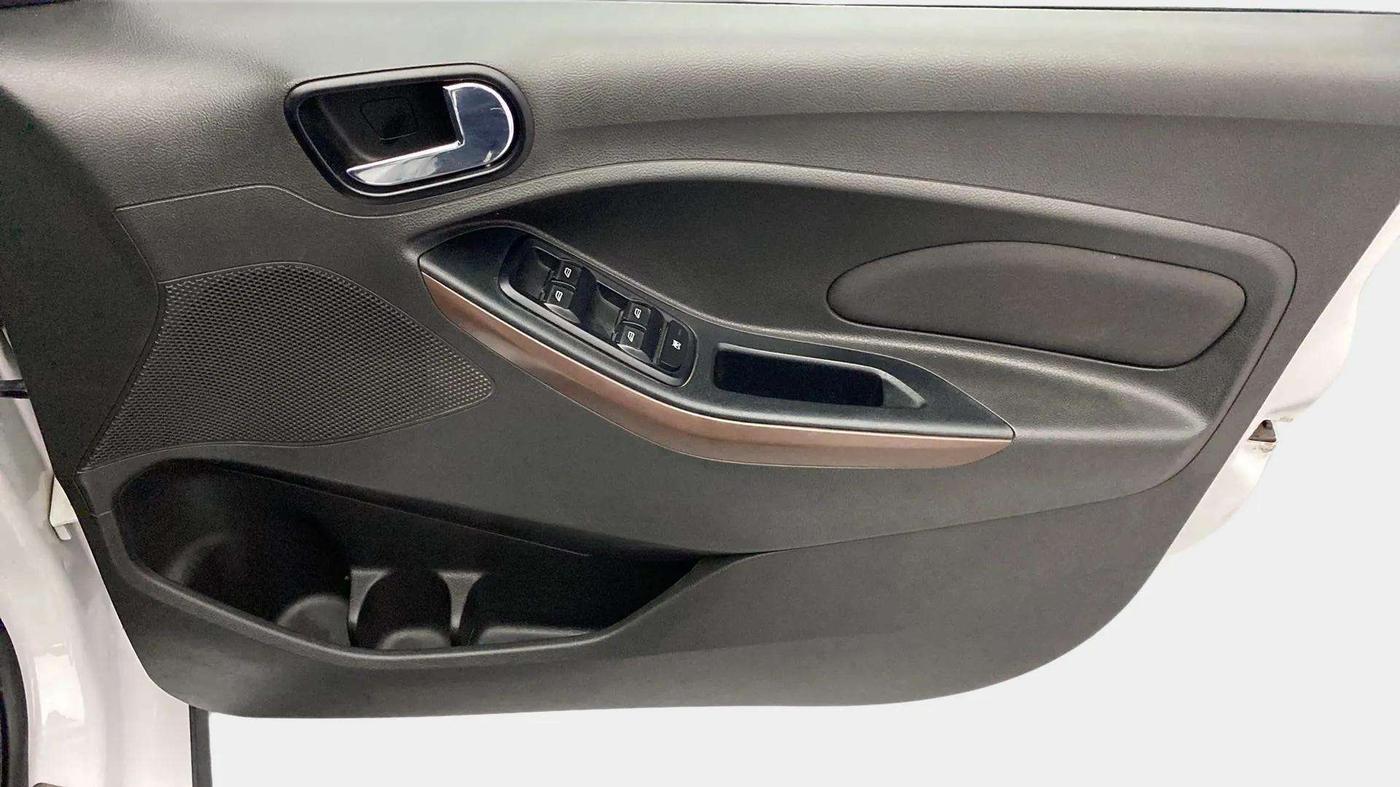 2019 Ford FREESTYLE TITANIUM PLUS 1.5 DIESEL, Diesel, Manual, 77,939 km, Driver Side Door Panels Control