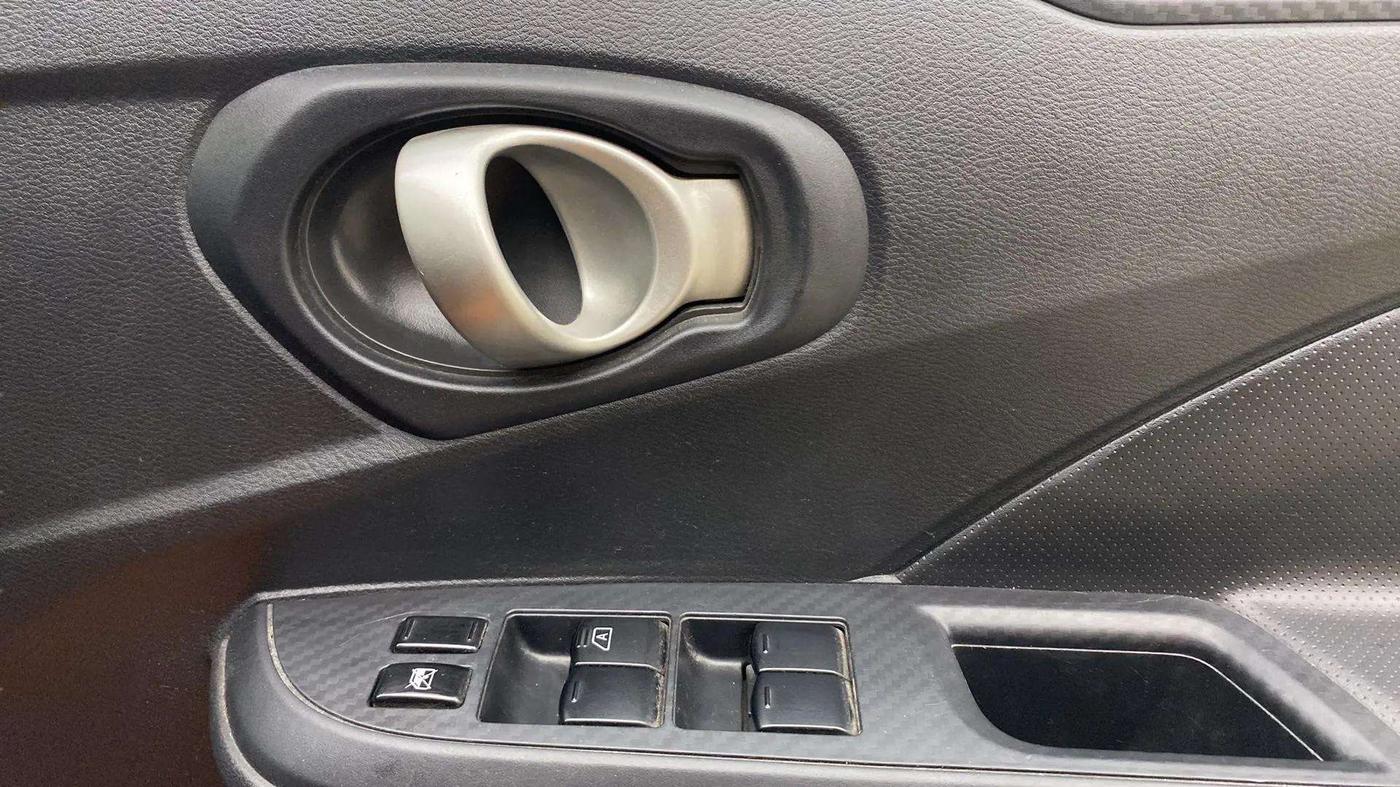 2018 Datsun Go T, Petrol, Manual, 53,430 km, Driver Side Door Panels Control