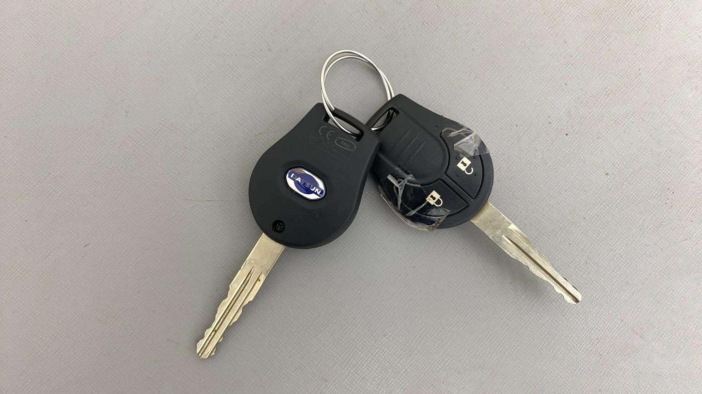 2018 Datsun Go T, Petrol, Manual, 53,430 km, Key Close Up