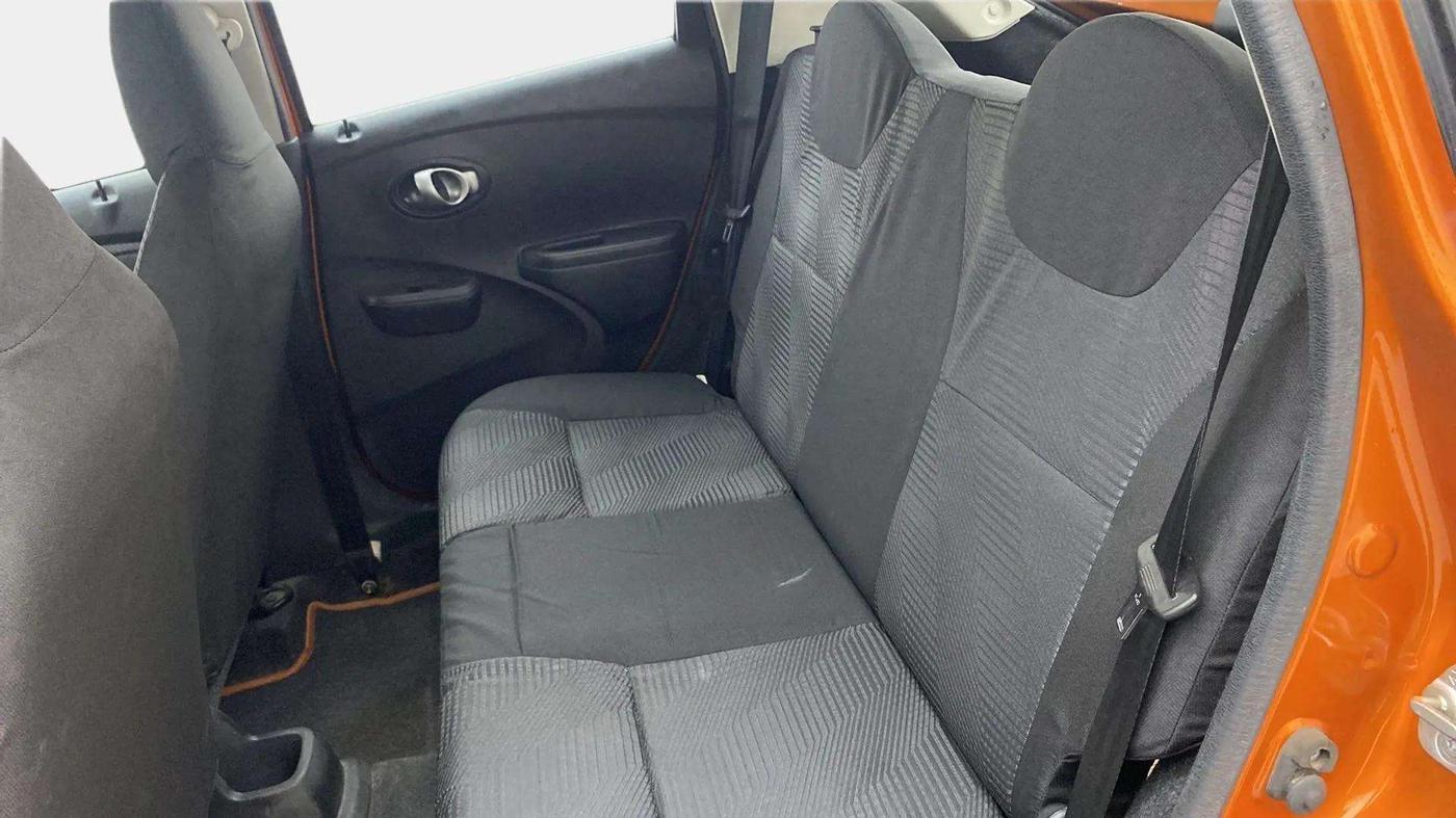 2018 Datsun Go T, Petrol, Manual, 53,430 km, Right Side Rear Door Cabin