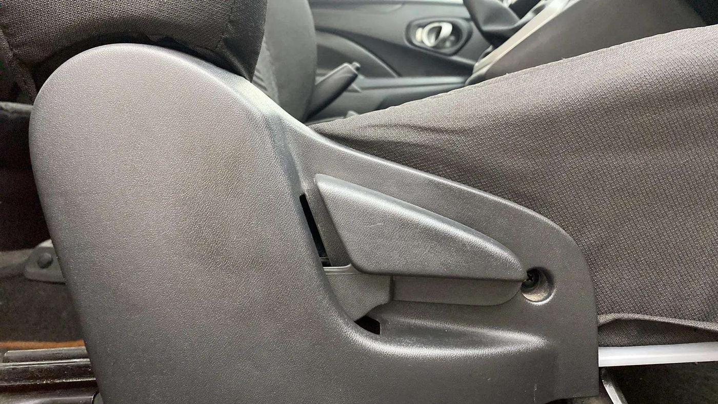 2018 Datsun Go T, Petrol, Manual, 53,430 km, Driver Side Adjustment Panel