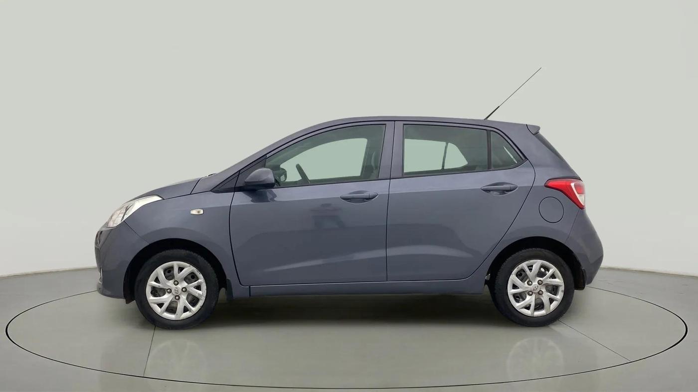 2017 Hyundai Grand i10 SPORTZ 1.2 KAPPA VTVT, Petrol, Manual, 74,124 km, Left Side