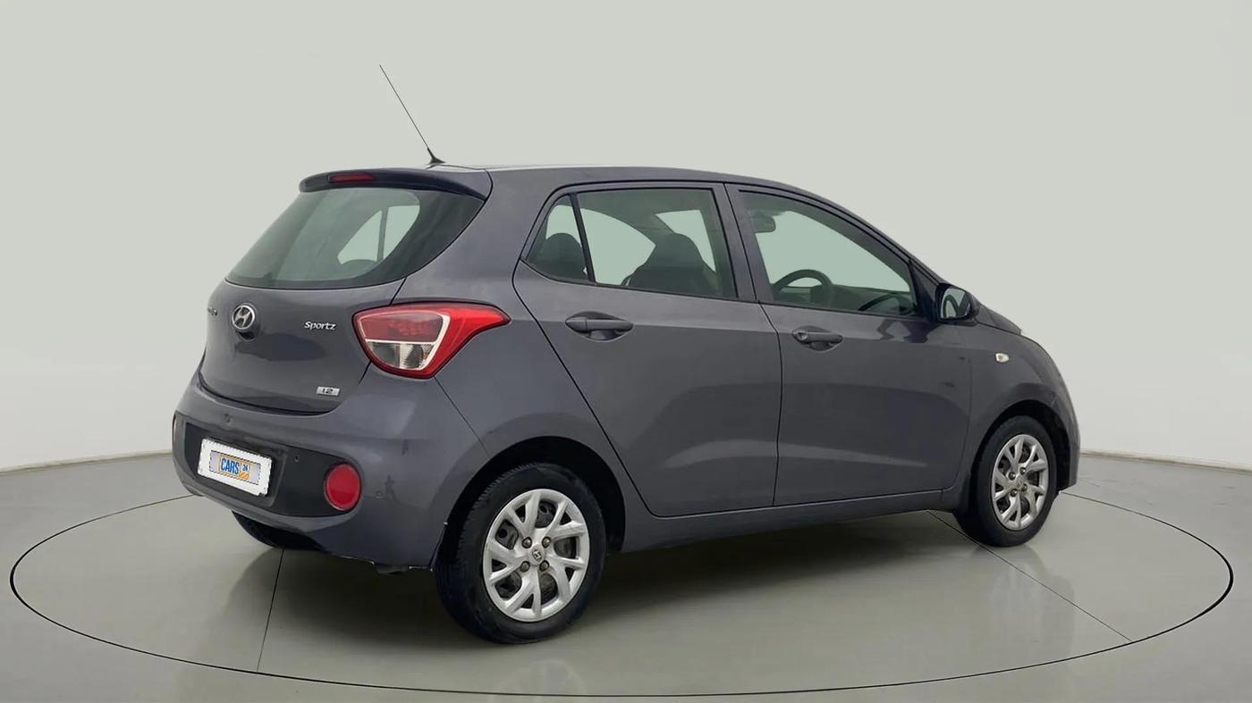 2017 Hyundai Grand i10 SPORTZ 1.2 KAPPA VTVT, Petrol, Manual, 74,124 km, Right Back Diagonal