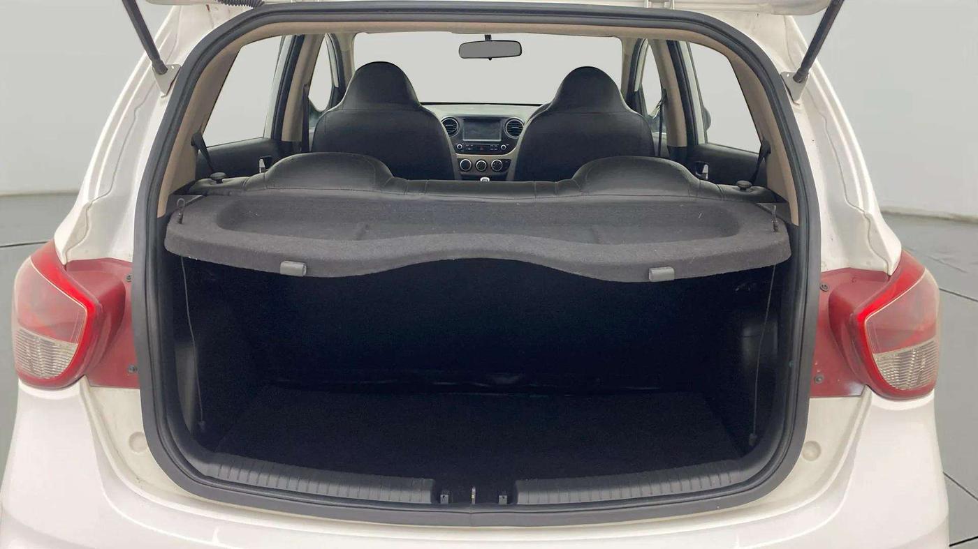 2019 Hyundai Grand i10 SPORTZ 1.2 KAPPA VTVT, Petrol, Manual, 28,145 km, Boot Inside