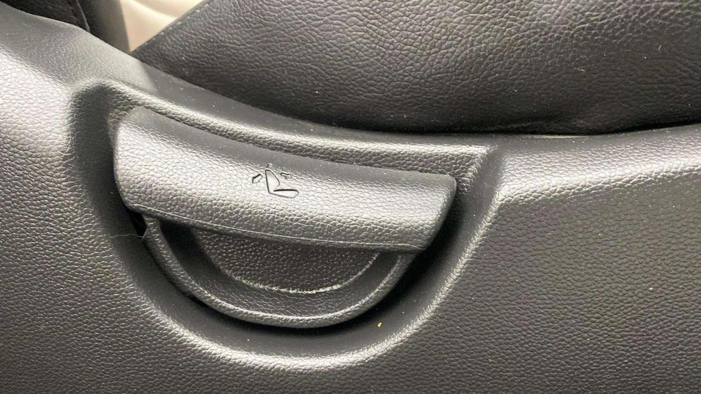 2019 Hyundai Grand i10 SPORTZ 1.2 KAPPA VTVT, Petrol, Manual, 28,145 km, Driver Side Adjustment Panel