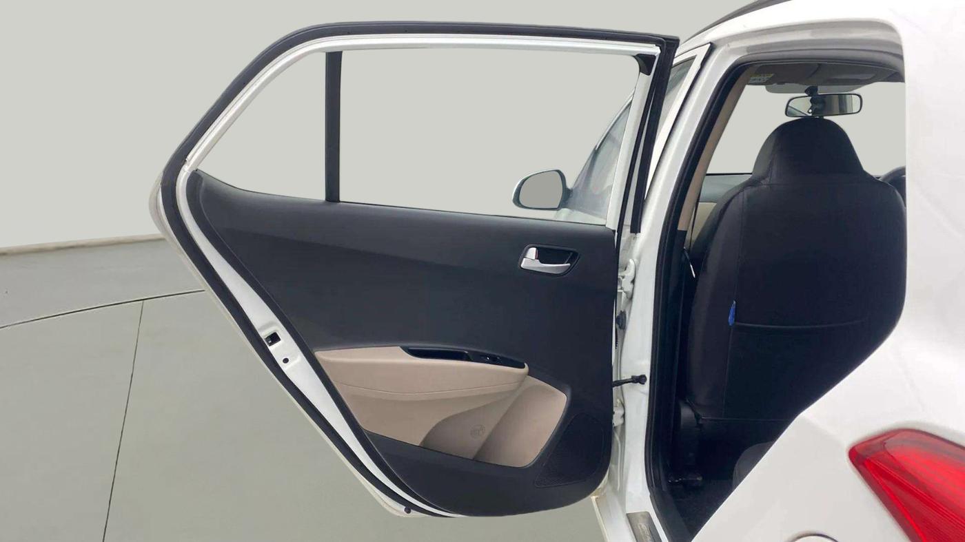 2019 Hyundai Grand i10 SPORTZ 1.2 KAPPA VTVT, Petrol, Manual, 28,145 km, LHS Rear Door