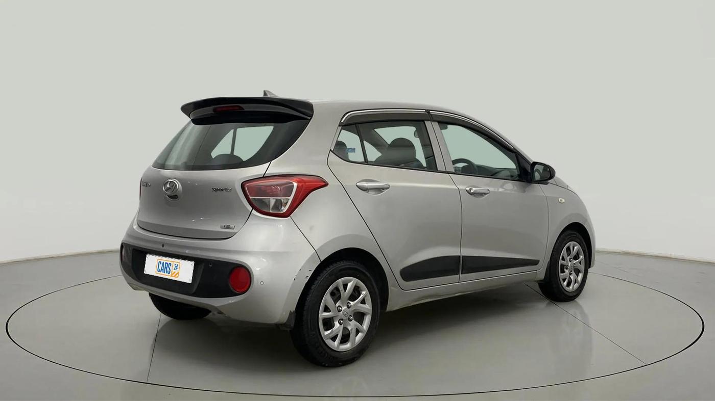 2017 Hyundai Grand i10 SPORTZ 1.2 KAPPA VTVT, Petrol, Manual, 53,478 km, Right Back Diagonal