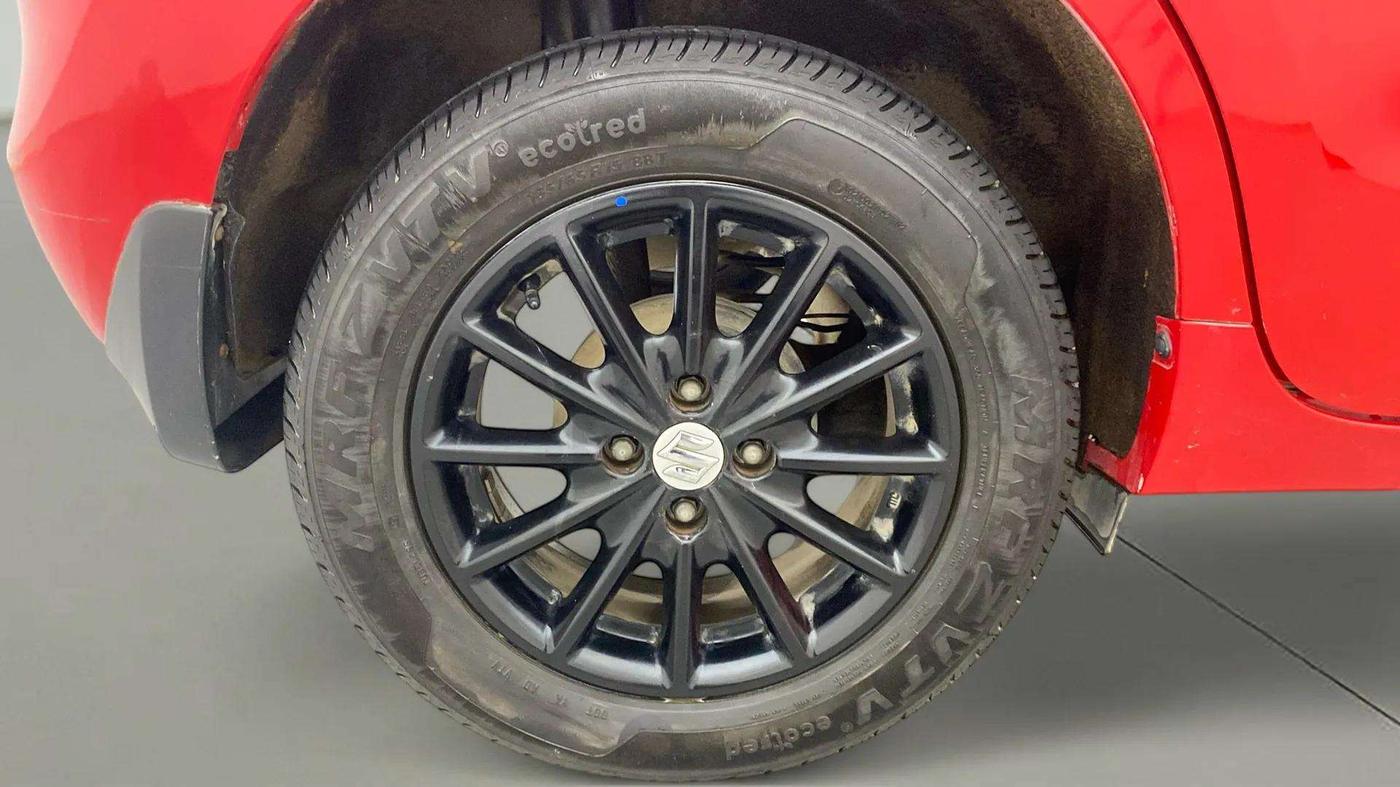 2017 Maruti Baleno DELTA PETROL 1.2, Petrol, Manual, 52,426 km, Right Rear Wheel