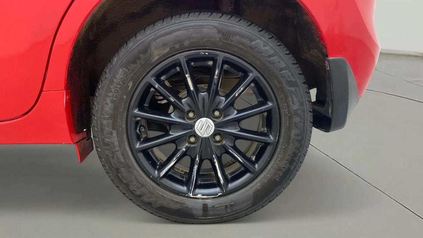 2017 Maruti Baleno DELTA PETROL 1.2, Petrol, Manual, 52,426 km, Left Rear Wheel