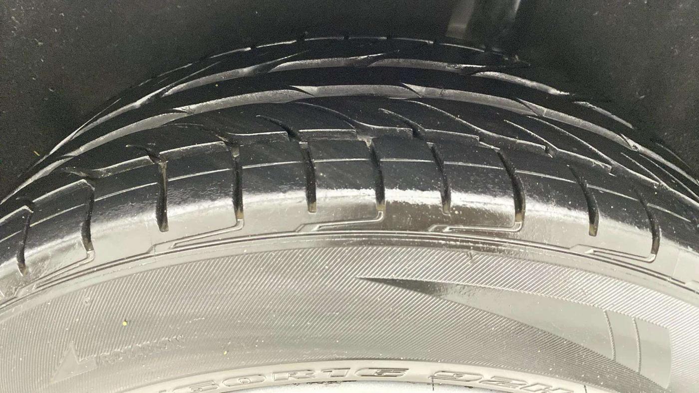 2016 Ford Ecosport TITANIUM 1.5L PETROL AT, Petrol, Automatic, 77,514 km, Left Rear Tyre Tread
