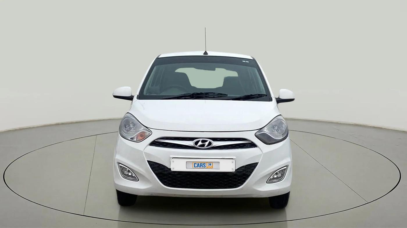2015 Hyundai i10 SPORTZ 1.1, Petrol, Manual, 69,816 km, Front