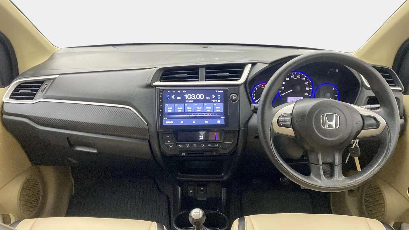 2017 Honda Brio S MT, Petrol, Manual, 51,951 km, Dashboard