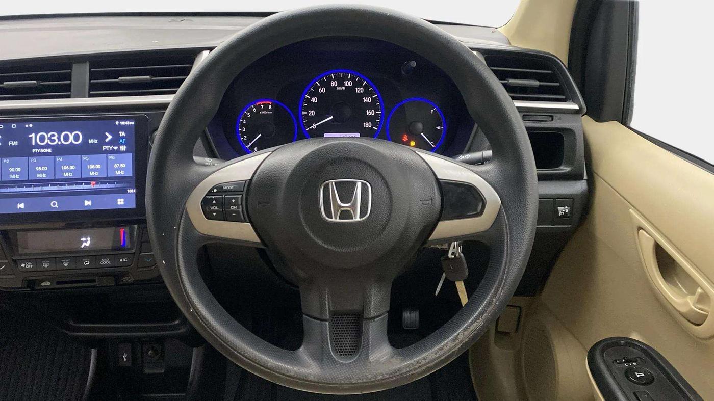 2017 Honda Brio S MT, Petrol, Manual, 51,951 km, Steering Wheel Close Up