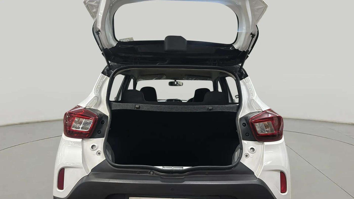2023 Renault Kwid CLIMBER AMT 1.0, Petrol, Automatic, 5,076 km, Boot Inside