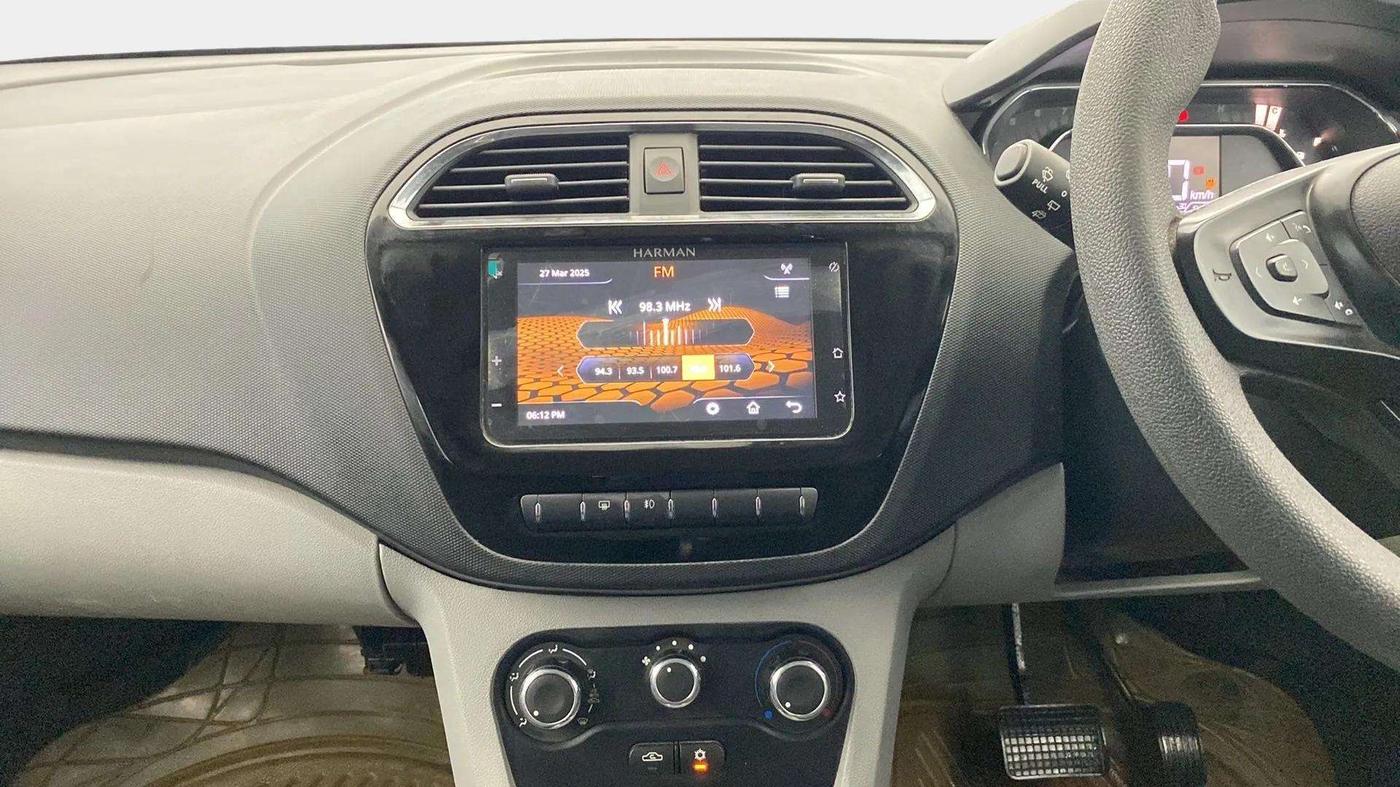 2021 Tata Tiago XZA PETROL, Petrol, Automatic, 27,378 km, Air Conditioner