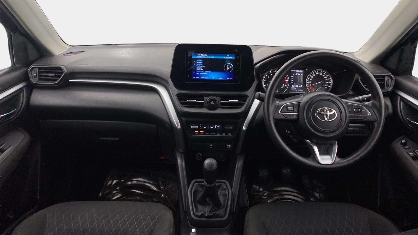 2023 Toyota URBAN CRUISER HYRYDER S NEO DRIVE  E-CNG, CNG, Manual, 30,017 km, Dashboard