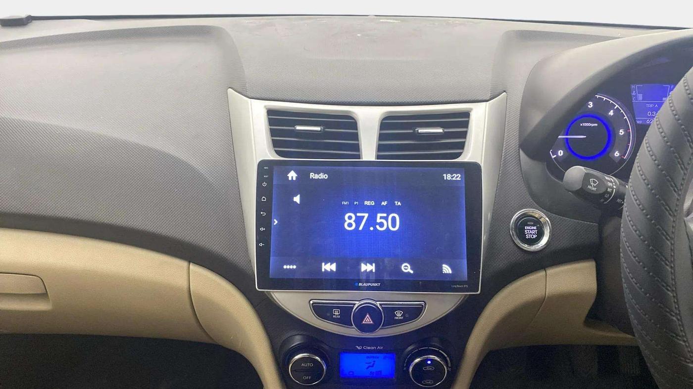 2014 Hyundai Verna FLUIDIC 1.6 CRDI SX OPT, Diesel, Manual, 62,704 km, Air Conditioner