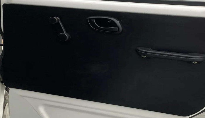 2022 Maruti Eeco 5 STR AC (O), Petrol, Manual, 11,636 km, Driver Side Door Panels Control