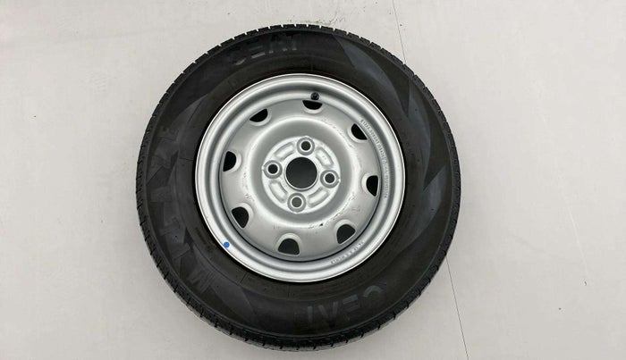 2022 Maruti Eeco 5 STR AC (O), Petrol, Manual, 11,636 km, Spare Tyre